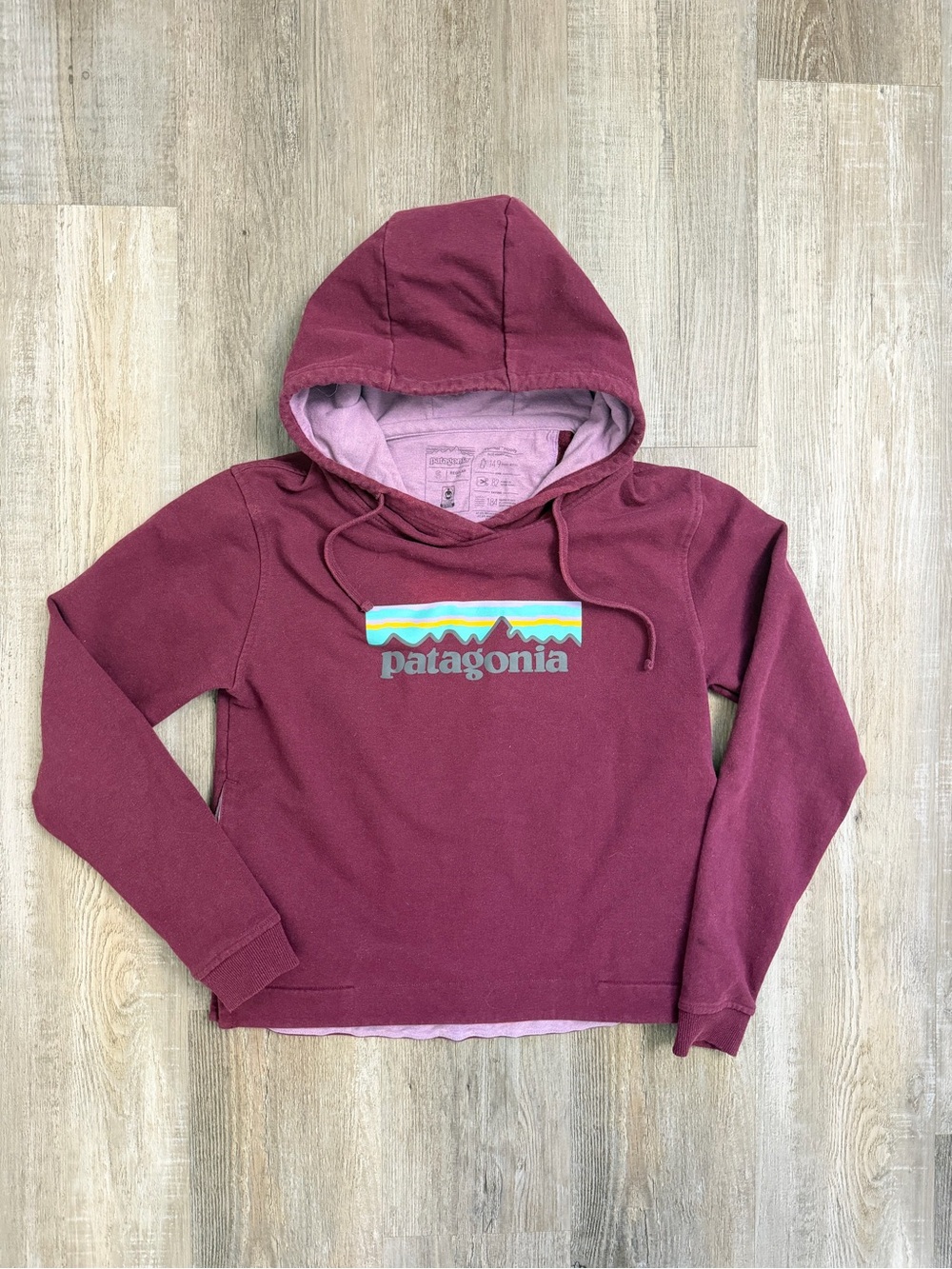 Patagonia Women’s Pastel P-6 Logo Uprisal Hoodie, size Small